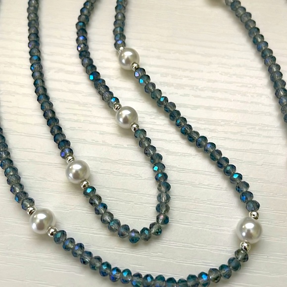 Anne Klein Pearl/Blue Crystal/Silver Bead Necklace - Picture 3 of 5